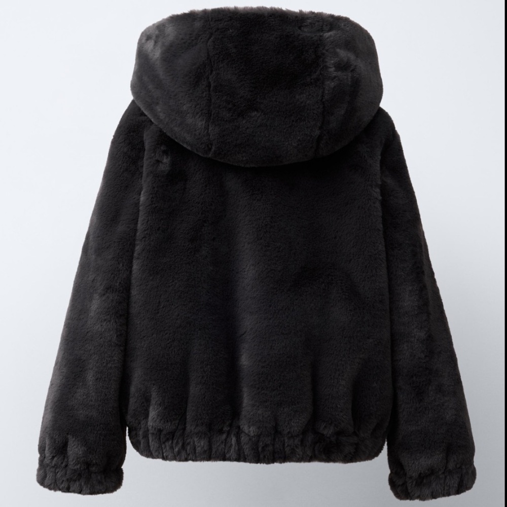 NWOT Zara faux fur hooded jacket